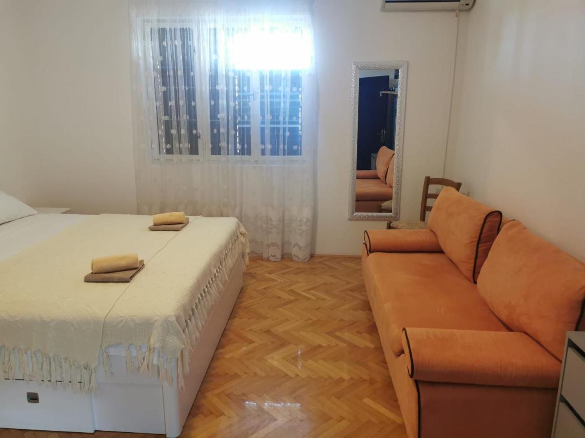 Apartments Sanja Povljana Kültér fotó