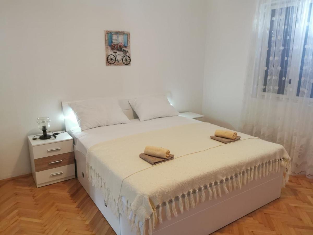 Apartments Sanja Povljana Kültér fotó