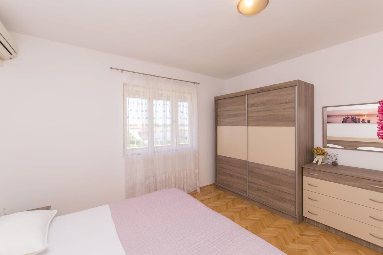 Apartments Sanja Povljana Kültér fotó