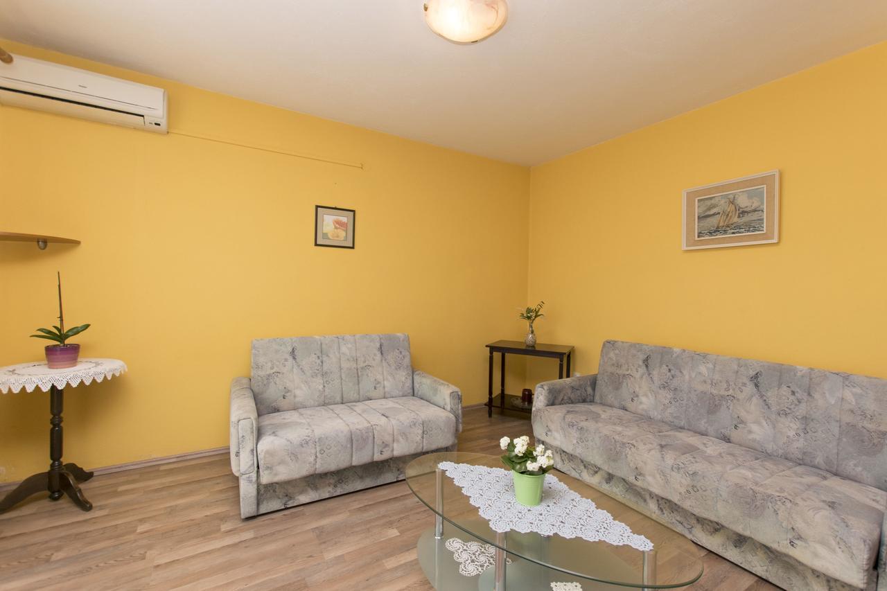 Apartments Sanja Povljana Kültér fotó