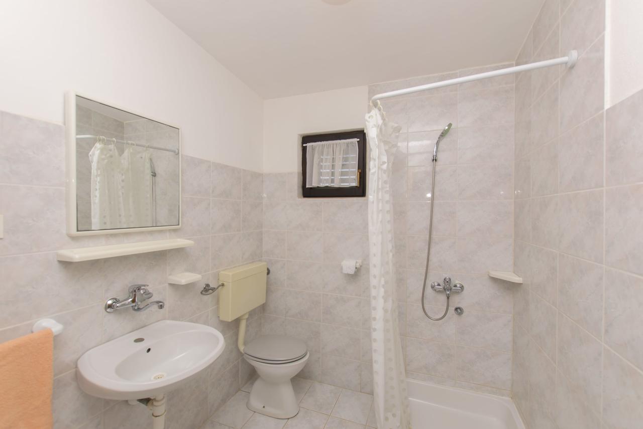 Apartments Sanja Povljana Kültér fotó