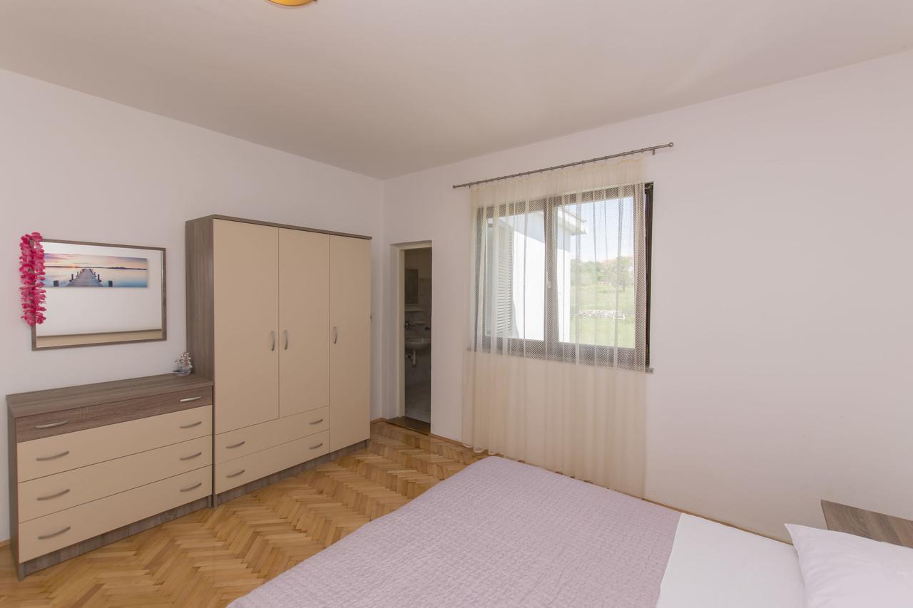 Apartments Sanja Povljana Kültér fotó