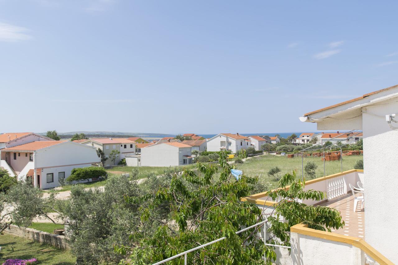 Apartments Sanja Povljana Kültér fotó