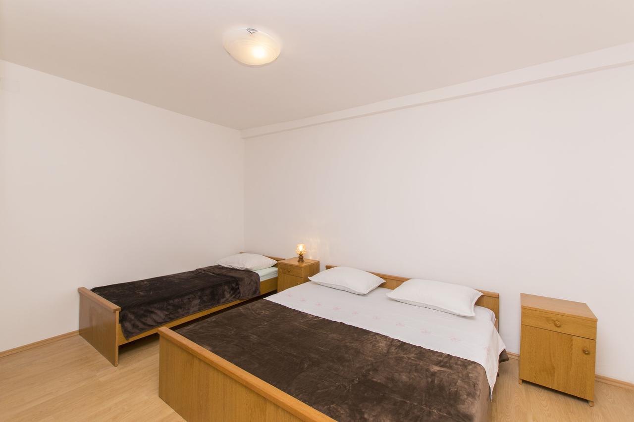 Apartments Sanja Povljana Kültér fotó