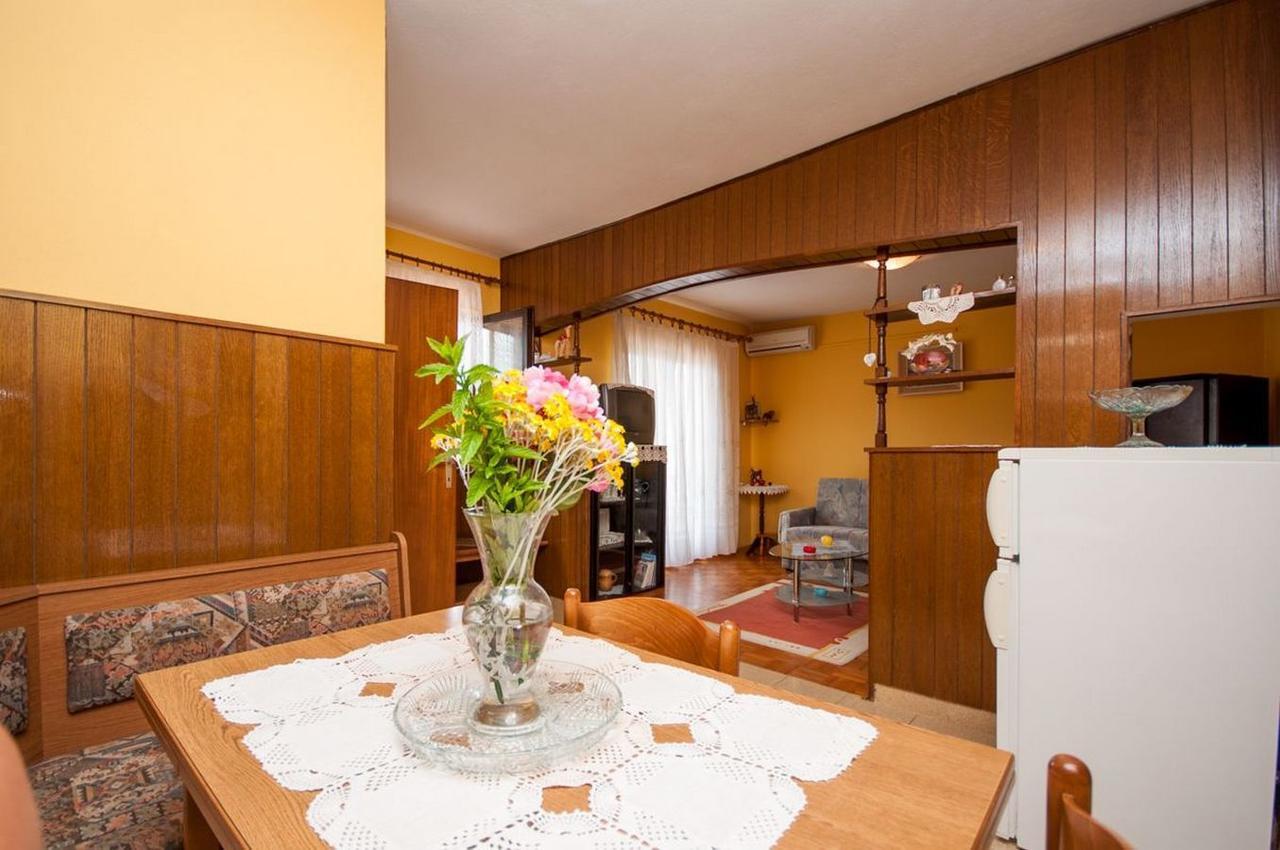 Apartments Sanja Povljana Kültér fotó