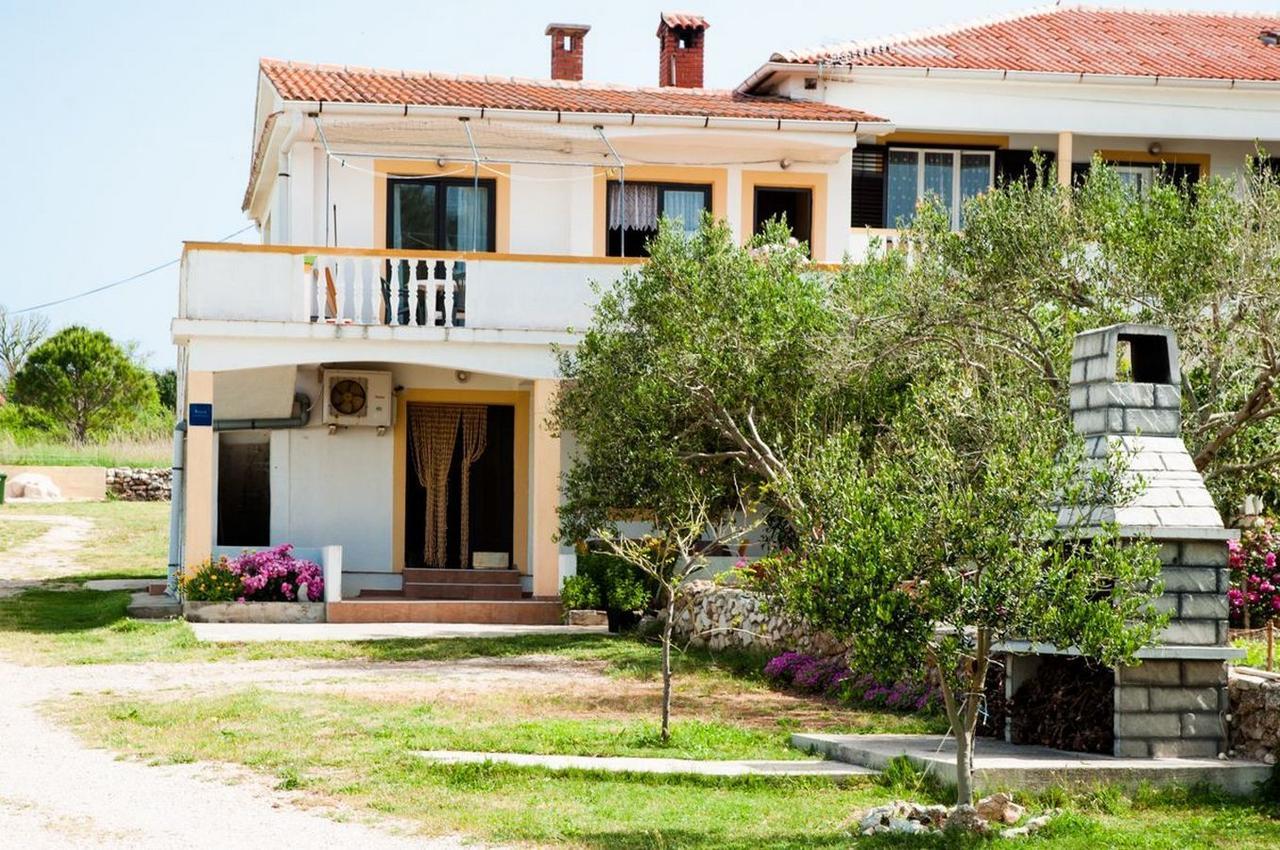 Apartments Sanja Povljana Kültér fotó